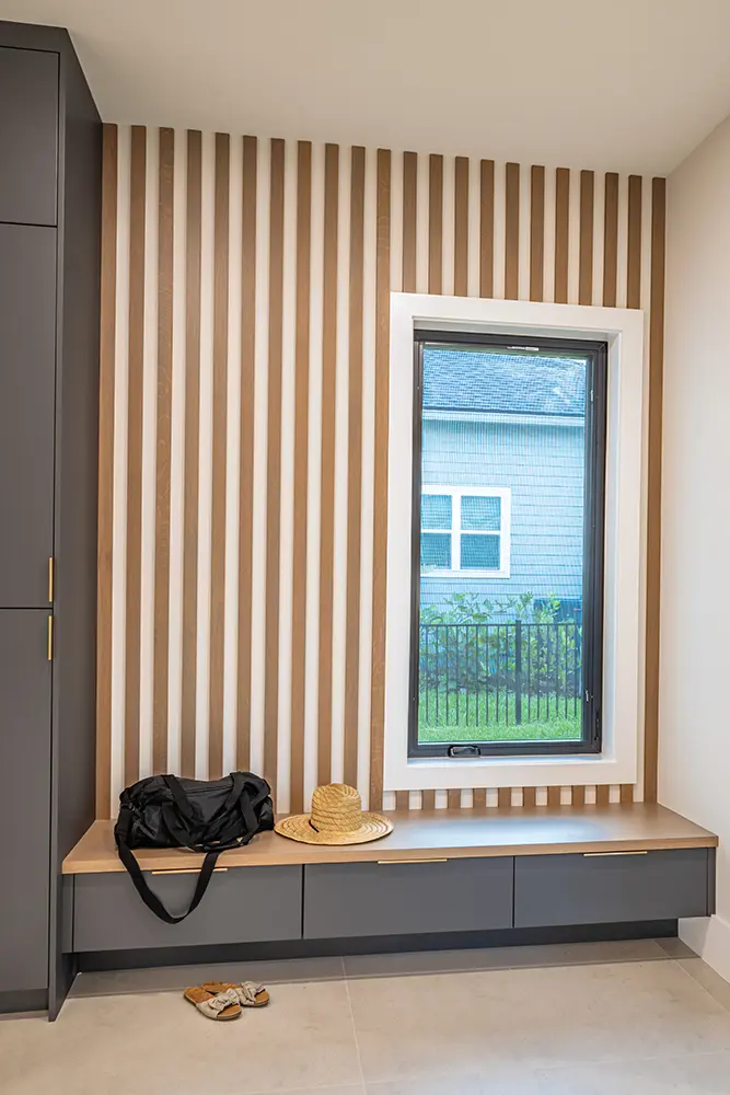 Chapman Oaks Mudroom
